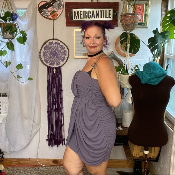 MM Couture by Miss Me Lavender Draped Sweetheart Neck Formal Dress size small - Picture 4 of 12